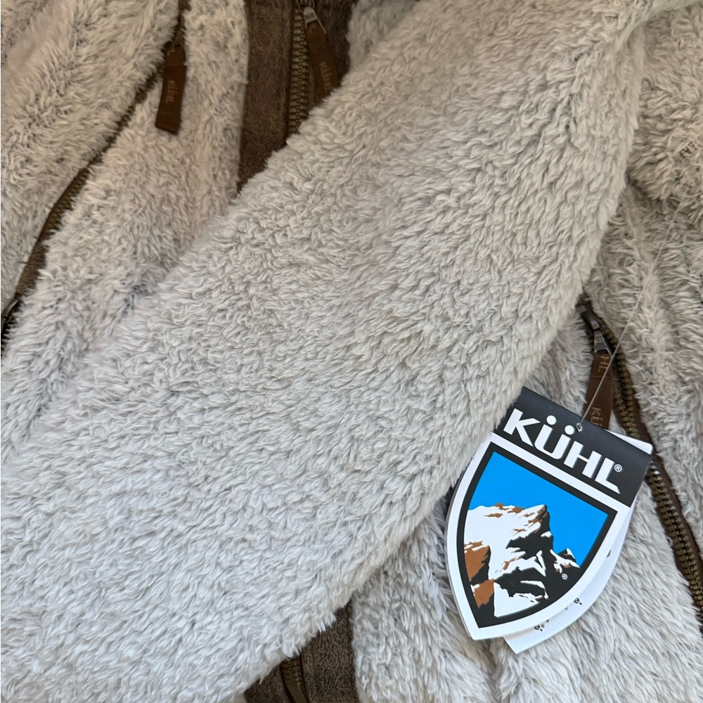 Kuhl Women's Teddy Jacket in Cream and Brown - Picture 5 of 7